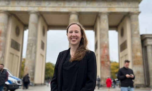 Dr Eilis Carroll